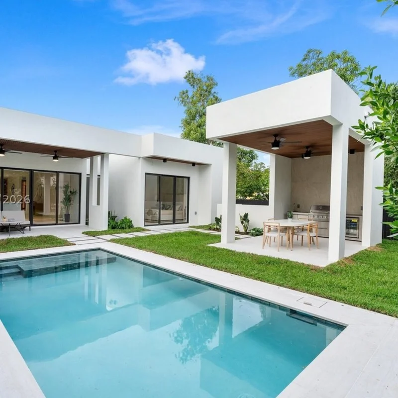Casa nueva con piscina en Silver Bluff, 1844 SW 24th Ter, Miami